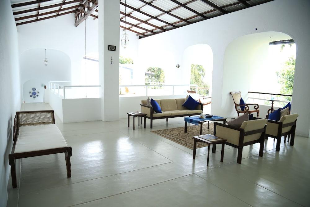 Regent Lodge Hotel & Villa Kandy Extérieur photo