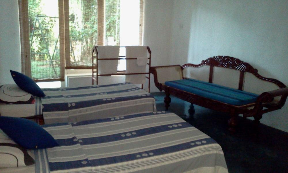 Regent Lodge Hotel & Villa Kandy Extérieur photo