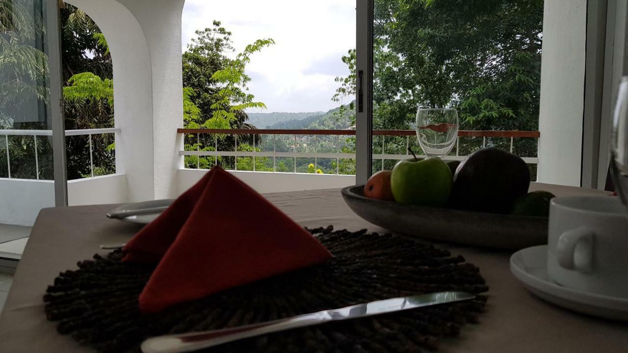 Regent Lodge Hotel & Villa Kandy Extérieur photo