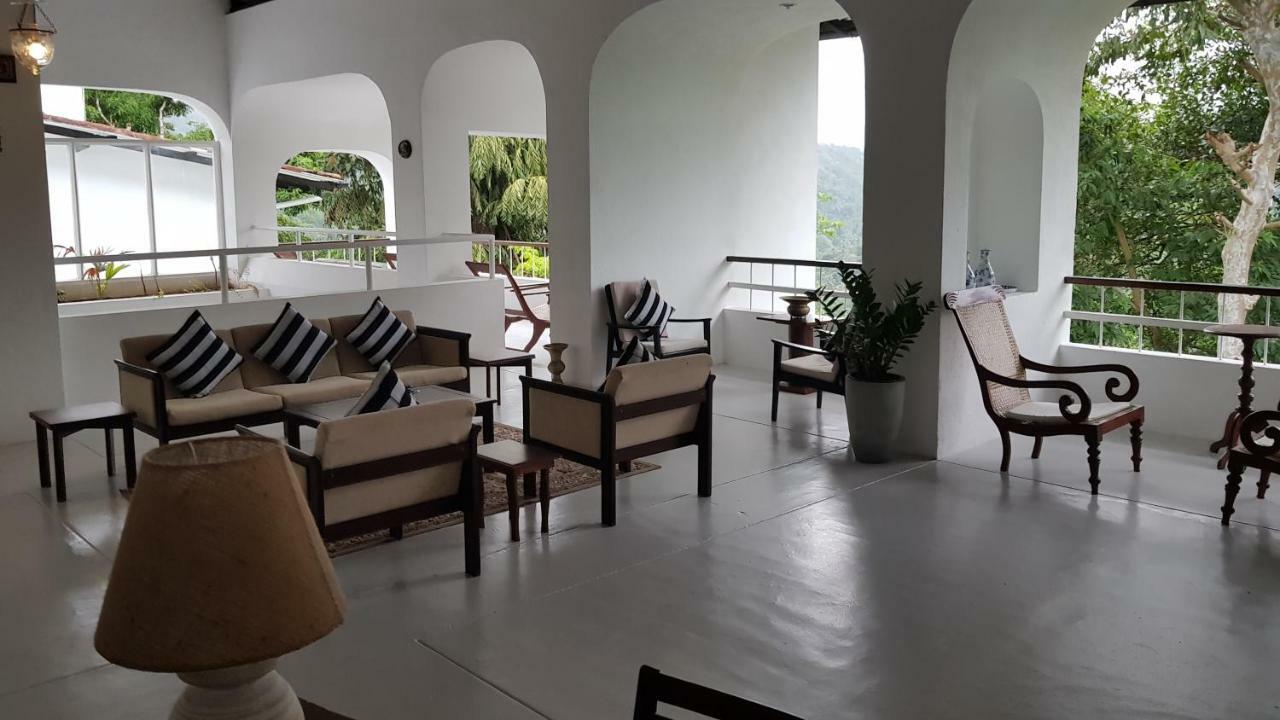Regent Lodge Hotel & Villa Kandy Extérieur photo