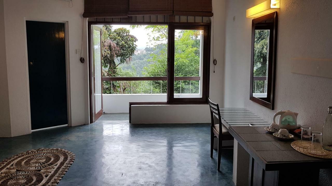 Regent Lodge Hotel & Villa Kandy Extérieur photo