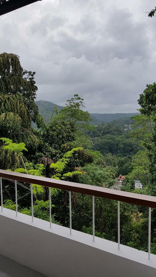 Regent Lodge Hotel & Villa Kandy Extérieur photo